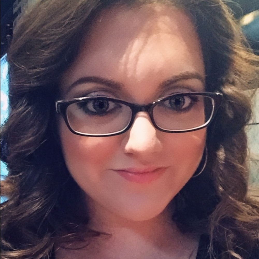 Meet your Posher, Marissa